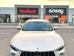 Beige Gebraucht 2017 Maserati Levante SUV | 24.999 €