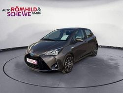 Platinumbronze metallic Gebraucht 2018 Toyota Yaris Hybrid Team Kleinwagen | 16.490 € (Etwas zu teuer)