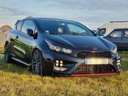 Schwarz Gebraucht 2015 Kia ProCeed GT Kleinwagen | 11.500 €