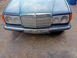 Schwarz Gebraucht 1978 Mercedes E300 Limousine | 2.750 €