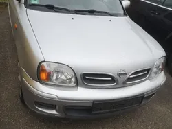 Silber Gebraucht 2001 Nissan Micra Kleinwagen | 450 € (Guter Preis)