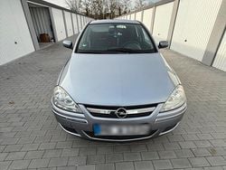 Grau Gebraucht 2006 Opel Corsa Kleinwagen | 1.000 € (Guter Preis)