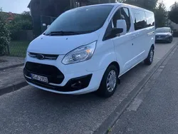 Weiß Gebraucht 2017 Ford Transit Custom Van / Kleinbus | 15.200 €