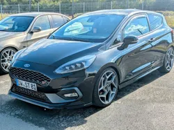 Schwarz Gebraucht 2018 Ford Fiesta Performance Edition Kleinwagen | 15.400 € (Fairer Preis)