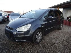 Grau Gebraucht 2008 Ford S-MAX Trend Van / Kleinbus | 1.300 € (Superpreis)