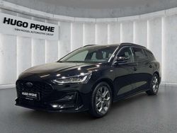 Agate black metallic Gebraucht 2024 Ford Focus ST-Line X Kombi | 28.700 € (Teuer)