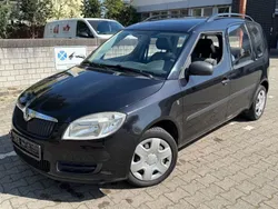 Schwarz Gebraucht 2009 Skoda Roomster Plus Edition Kombi | 2.333 € (Fairer Preis)