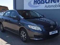 Grau Gebraucht 2009 Toyota Corolla Limousine | 4.750 € (Guter Preis)