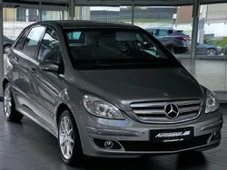 Grau Gebraucht 2007 Mercedes B200 Van / Kleinbus | 5.999 € (Fairer Preis)