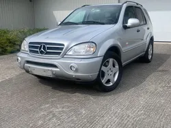 Silber Gebraucht 2000 Mercedes ML55 AMG AMG SUV | 8.900 € (Guter Preis)