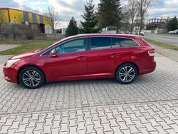 Rot Gebraucht 2010 Toyota Avensis Kombi | 3.000 € (Guter Preis)