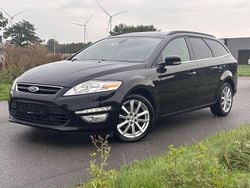 Schwarz Gebraucht 2013 Ford Mondeo Limousine | 3.450 € (Superpreis)
