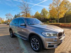 Grau Gebraucht 2014 BMW X5 Sport Line SUV | 21.400 € (Superpreis)