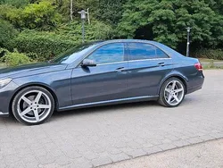 Grau Gebraucht 2015 Mercedes E250 Limousine | 24.990 € (Fairer Preis)