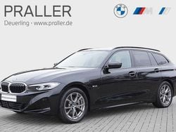 Saphirschwarz Gebraucht 2022 BMW 330e Sport Line Kombi | 29.750 € (Fairer Preis)