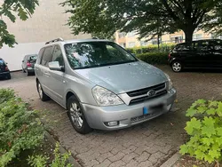 Silber Gebraucht 2008 Kia Carnival Van / Kleinbus | 4.799 € (Fairer Preis)