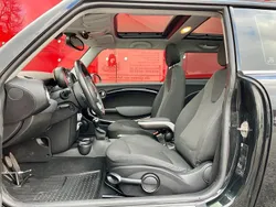 Schwarz Gebraucht 2010 Mini ONE Kleinwagen | 2.800 €