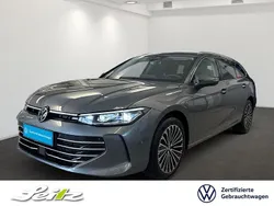 Grau Gebraucht 2024 VW Passat Elegance Kombi | 38.648 €
