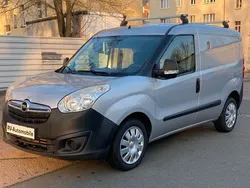 Silber Gebraucht 2016 Opel Combo Van / Kleinbus | 6.800 € (Fairer Preis)