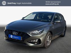 Grau Gebraucht 2023 Hyundai i30 Select Limousine | 18.290 € (Fairer Preis)
