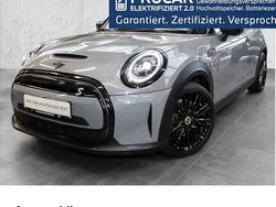 Moonwalk grey Gebraucht 2021 Mini Cooper SE Classic Kleinwagen | 19.970 € (Fairer Preis)