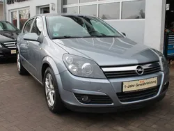 Silber Gebraucht 2004 Opel Astra Elegance Limousine | 5.444 € (Teuer)