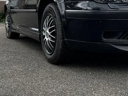 Schwarz Gebraucht 2002 VW Golf IV Limousine | 900 € (Superpreis)