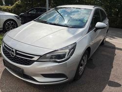 Silber Gebraucht 2018 Opel Astra Edition Kombi | 8.250 € (Guter Preis)