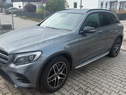 Grau Gebraucht 2018 Mercedes GLC250 AMG line SUV | 25.990 € (Guter Preis)
