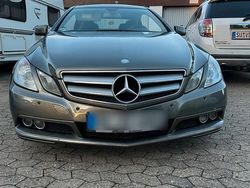 Grau Gebraucht 2010 Mercedes E200 Coupé | 7.300 € (Guter Preis)