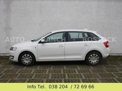 Weiß Gebraucht 2014 Skoda Rapid Elegance Limousine | 3.999 € (Fairer Preis)