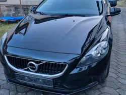 Schwarz Gebraucht 2018 Volvo V40 Kombi | 13.500 € (Fairer Preis)