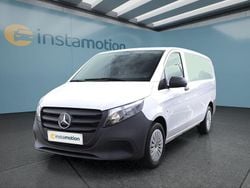 Weiß Gebraucht 2024 Mercedes Vito Van / Kleinbus | 31.449 € (Fairer Preis)