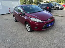 Rot Gebraucht 2009 Ford Fiesta Trend Kleinwagen | 4.199 € (Fairer Preis)