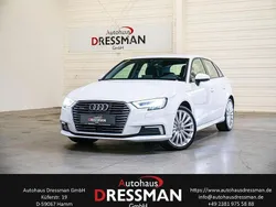 Gletscherweiß metallic Gebraucht 2018 Audi A3 e-tron Sport Kleinwagen | 21.390 € (Fairer Preis)
