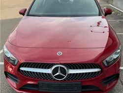 Rot Gebraucht 2021 Mercedes A200 AMG line Limousine | 27.450 € (Fairer Preis)