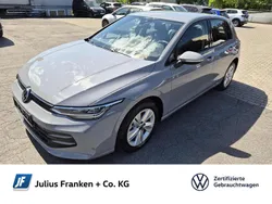 Grau Gebraucht 2024 VW Golf VIII Life Limousine | 28.450 € (Etwas zu teuer)