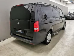 Schwarz Gebraucht 2015 Mercedes Vito Van / Kleinbus | 25.500 €