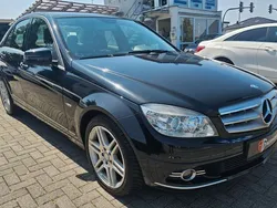 Schwarz Gebraucht 2010 Mercedes C200 Limousine | 7.950 € (Etwas zu teuer)