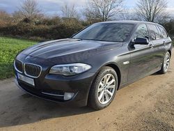 Grau Gebraucht 2013 BMW 520 Kombi | 7.999 € (Guter Preis)