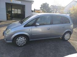 Lichtsilber m2 Gebraucht 2006 Opel Meriva Cosmo Van / Kleinbus | 1.900 € (Fairer Preis)