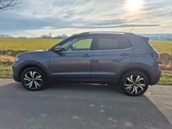 Grau Gebraucht 2024 VW T-Cross Style SUV | 21.500 € (Guter Preis)