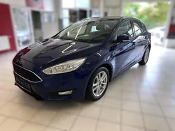 Blau Gebraucht 2016 Ford Focus Business Edition Limousine | 10.999 € (Etwas zu teuer)