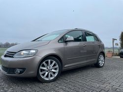Braun Gebraucht 2011 VW Golf Kombi | 3.999 € (Etwas zu teuer)