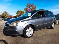Grau Gebraucht 2006 Opel Zafira Edition Van / Kleinbus | 599 € (Superpreis)