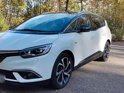 Weiß Gebraucht 2017 Renault Grand Scénic IV Bose Edition Van / Kleinbus | 12.500 € (Guter Preis)
