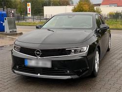 Schwarz Gebraucht 2022 Opel Astra Limousine | 19.000 € (Etwas zu teuer)