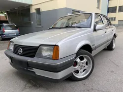 Grau Gebraucht 1987 Opel Ascona Sport Limousine | 4.000 €