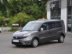 Grau Gebraucht 2015 Fiat Doblò Van / Kleinbus | 10.900 € (Etwas zu teuer)