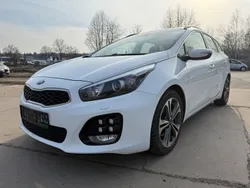 Weiß Gebraucht 2016 Kia Ceed Sportswagon Kombi | 8.499 € (Superpreis)